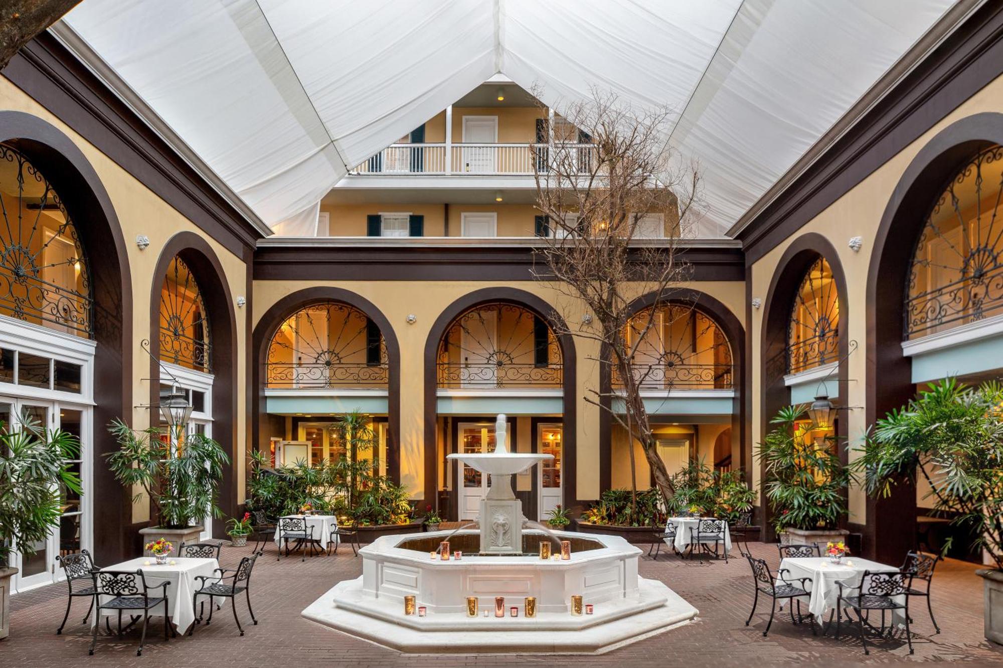 Mazarin Hotel 4*