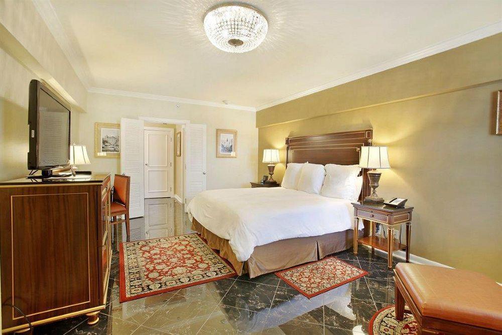 Mazarin Hotel